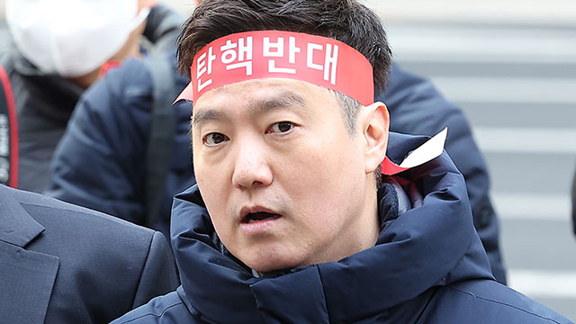‘쯔양 스토킹·협박·명예훼손’ 가세연 김세의 검찰 송치