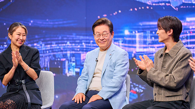 이 대통령 “‘골든’, K-팝 새로운 역사 써…뜨거운 축하”