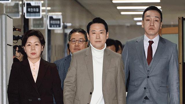 국힘 의총서 ‘장동혁 거취’ 충돌 전망…1차 영입인사 발표