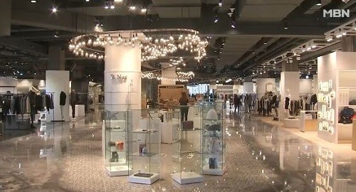 제2롯데월드, 금속 부품 떨어져 1명 부상…서울시 입장 들어보니