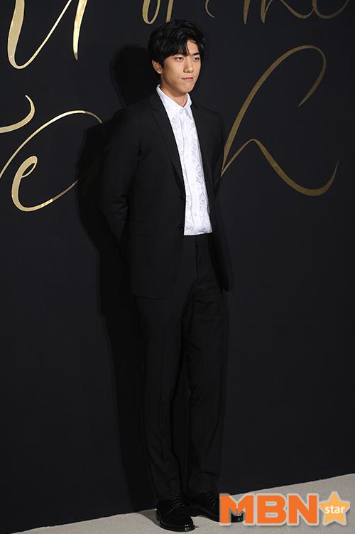 성준 `포토월 가득 채우는 기럭지` [MBN포토]