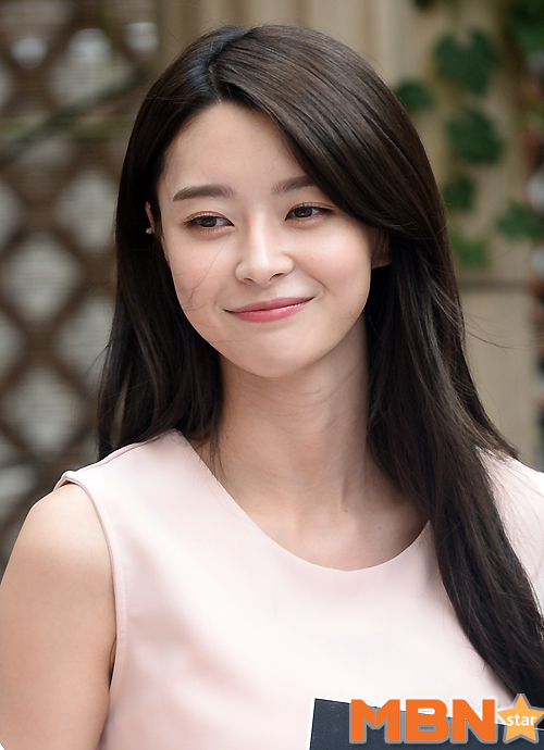 나라 `이목구비 뚜렷` [MBN포토]