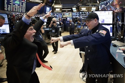 뉴욕증시 S&P·나스닥 사상 최고