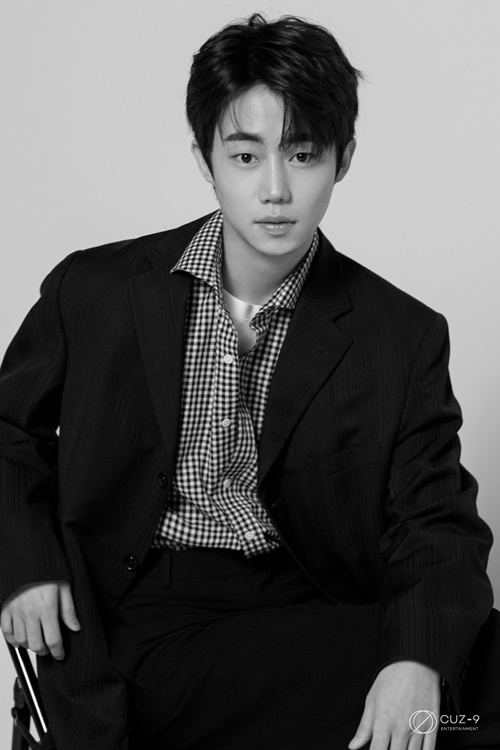 박지빈, 커즈나인엔터테인먼트와 전속계약...데니안과 한솥밥(공식)