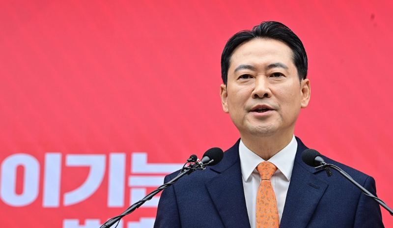 장동혁, 이준석에 '넥타이 러브콜' 이어 회동 추진…선거 연대 이뤄지나