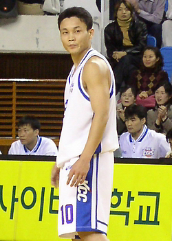 [스타포커스] 친정으로 온 조성원 A급 활약