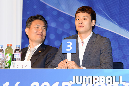 [JB포토] 동부 허웅의 PO 미디어데이 인터뷰