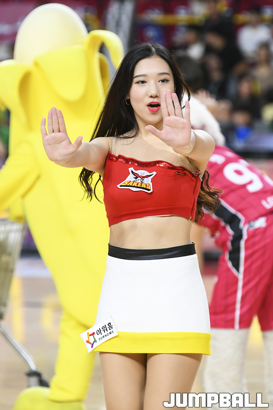 [JB포토] LG 치어리더 빠 빠 샤르르르