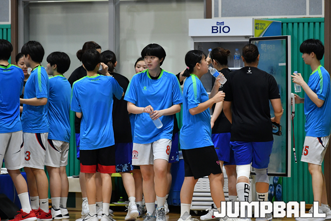 [JB포토] 드림컴트루 쉬는 시간 물로 갈증해소
