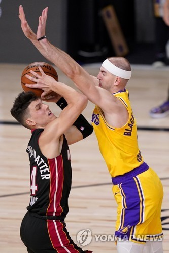 [NBA] 르브론은 언제부터 카루소를 믿었을까?