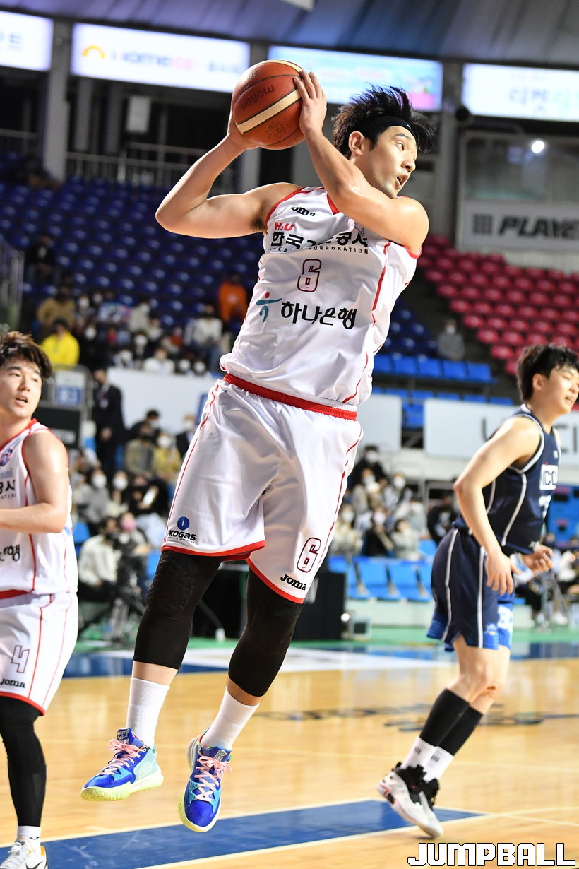 [JB화보] 한국가스공사, KCC에 88-76으로 승리