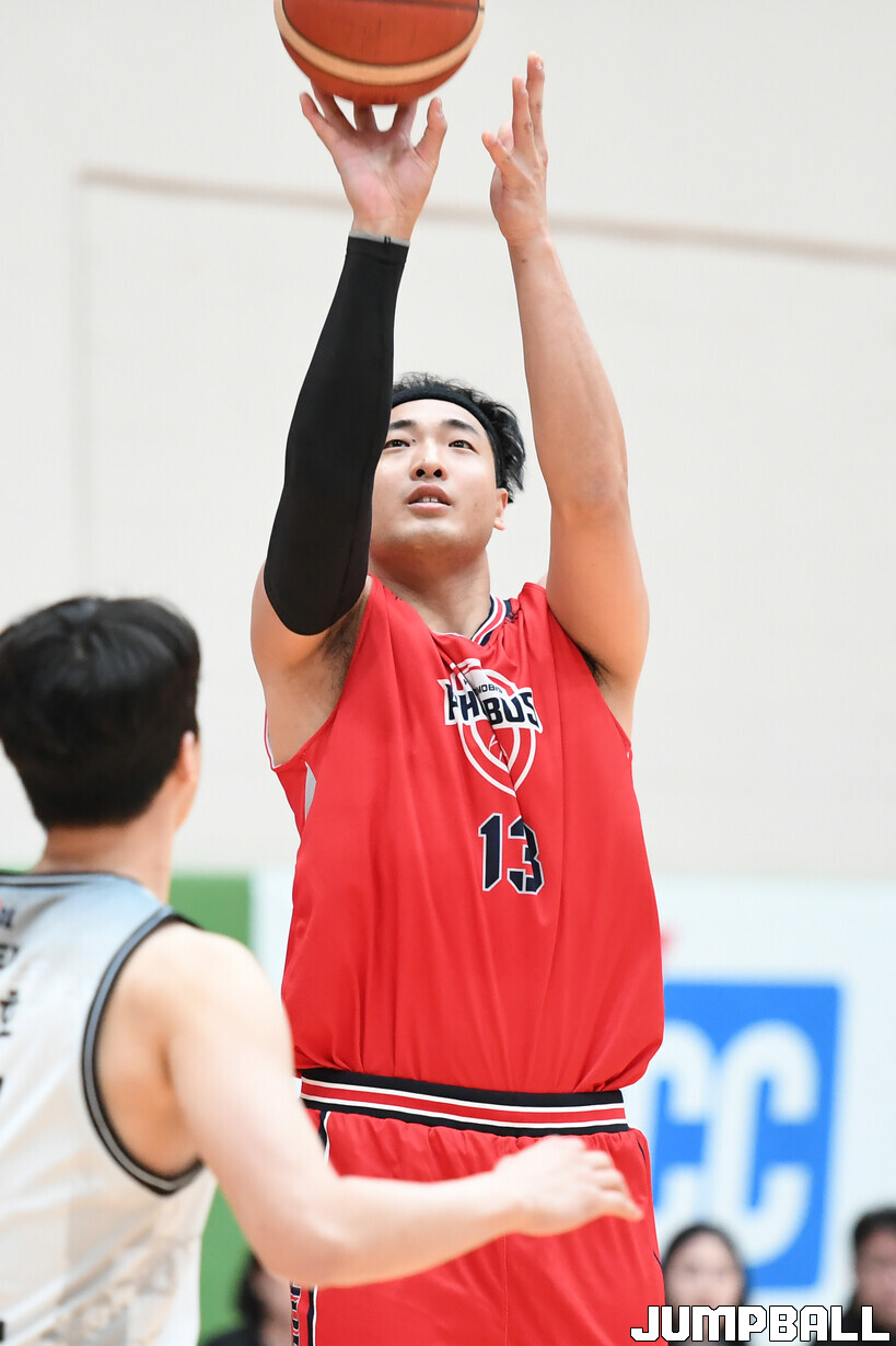 [JB포토] 현대모비스 김현민 3점슛 찬스다