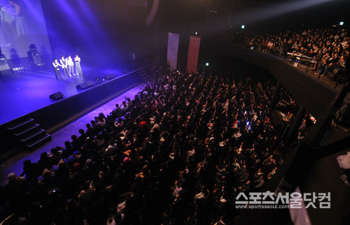 [현장포토]비욘드 더 드림콘서트, 캄보디아 어린이를 도와주세요