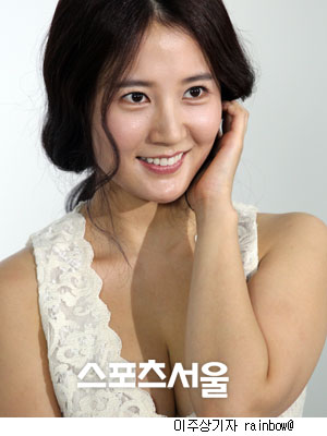 뽀얀 속살 임정은 나도 섹시할래요