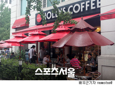여의도 KBS앞에는 커피도 위 아래가 있다?