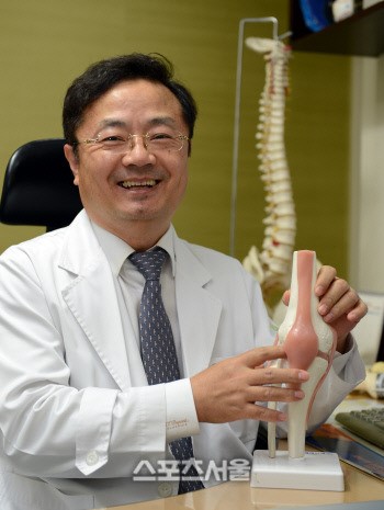 정동병원 김창우 대표원장이 들려주는 봄철 부상없이 운동하는 법