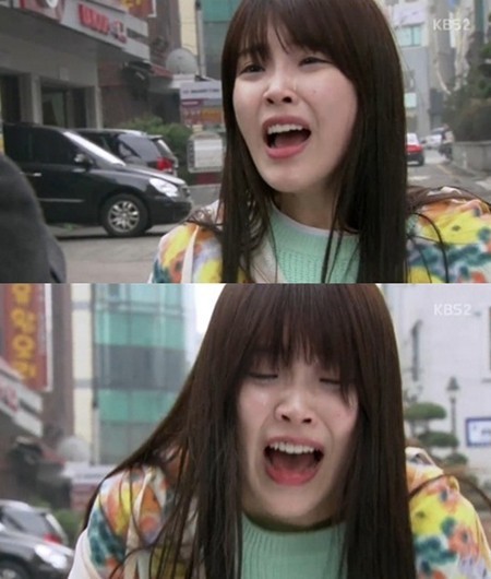 아이유 오열 연기 관심 집중! 아저씨가 돈 물어내!