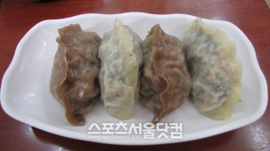 34년 경력의 얼큰한 육개장칼국수가 먹고 싶다면? 뼉다구아지매육칼집