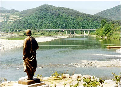 여름 휴가 금모래빛 추억 만들기...엄마야 누나야 강변가자