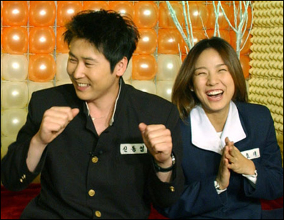 신동엽-이효리, 한가위 쟁반노래방서 1년만에 입맞춘다