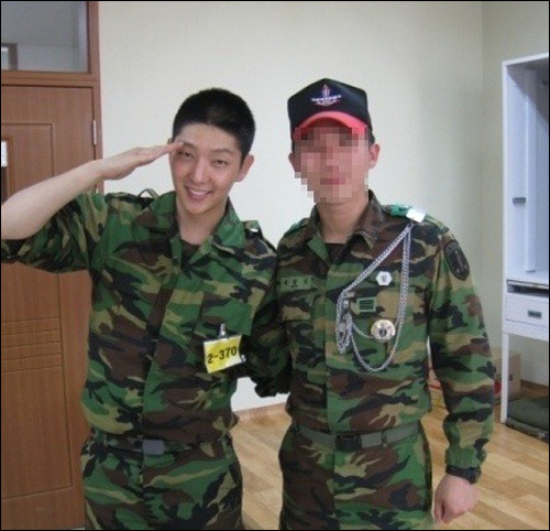 이준기 좀 그만 내버려둬! 영화제작사 소속사 팬들, 한 목소리!