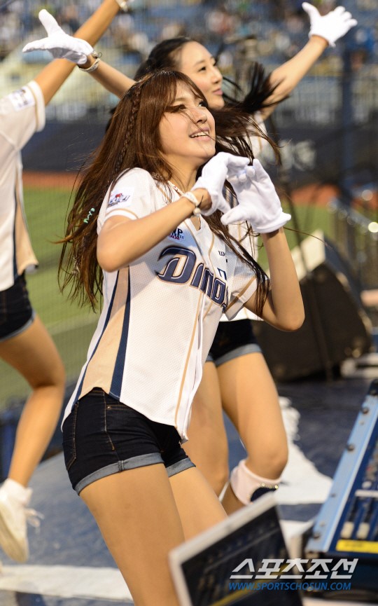 [포토] 하트뿅뿅! 김연정 마산아재들 사랑해요!