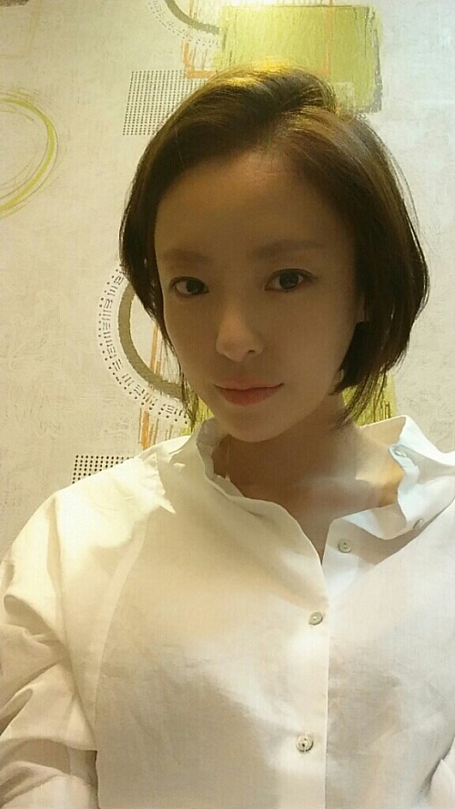 이다희, 뿌리 염색 셀카 공개 첫번째 사진 지못미