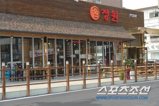 고기굽는 정원 신선한 육질-체계적 시스템으로 사업 성공