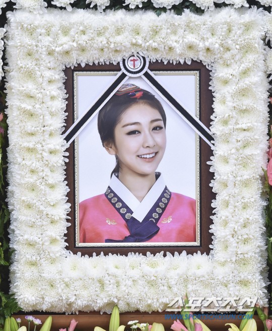 故권리세, 9일 발인 후 日서 장례 치른 뒤 안치…애도 물결 이어져