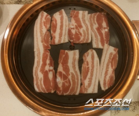 제로텍, 숯불연기 확 줄인 제로구이불판 개발