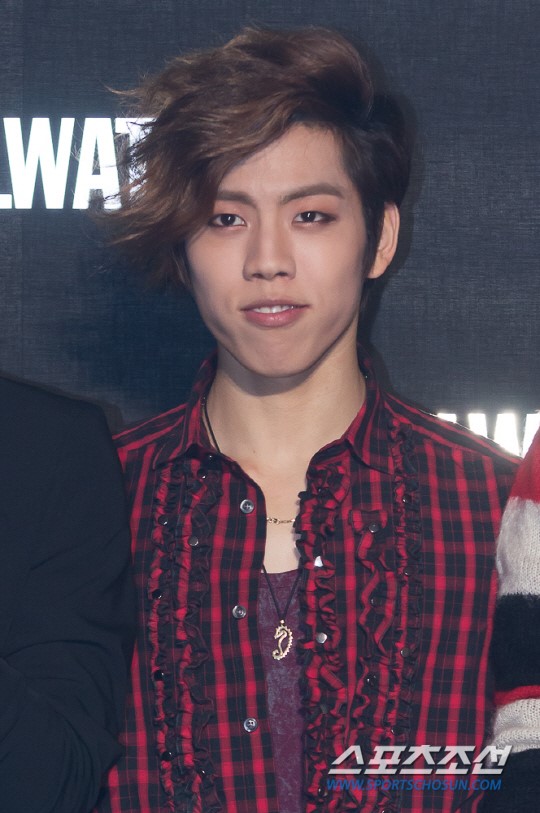 [포토] 인피니트 동우, 예술가 같은 헤어스타일~
