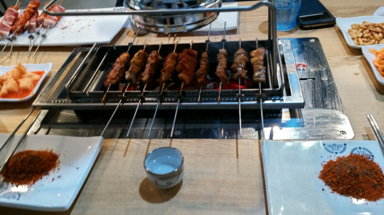 [종로 맛집] 명가양꼬치, 잡냄새 없고 깔끔…고급스럽고 맛있어