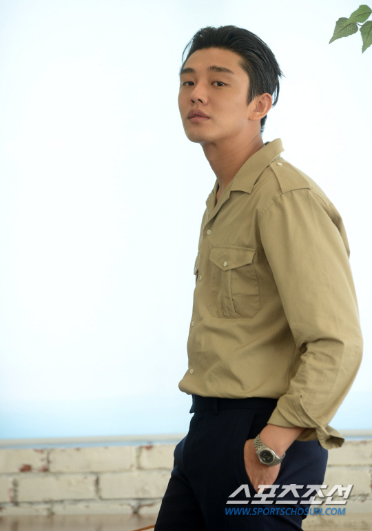 [포토] 사도 유아인, 촉촉한 눈빛~