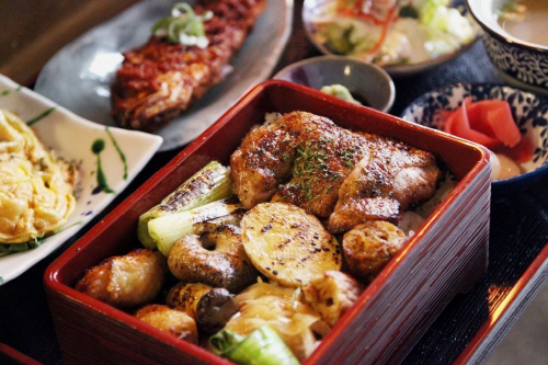 부산 서면 전포동 맛집 베스트로 떠오르는 심야식당 분위기의 전통 일본식 포장마차 야타이미세