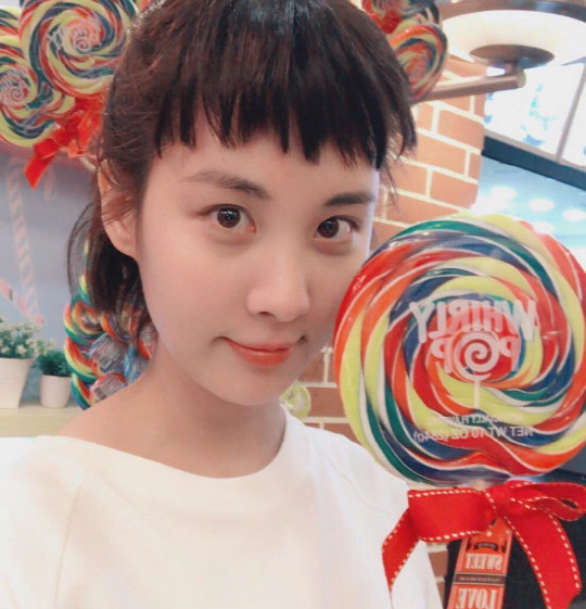 좋은하루 보내용…서현, 사탕보다 더 달콤해