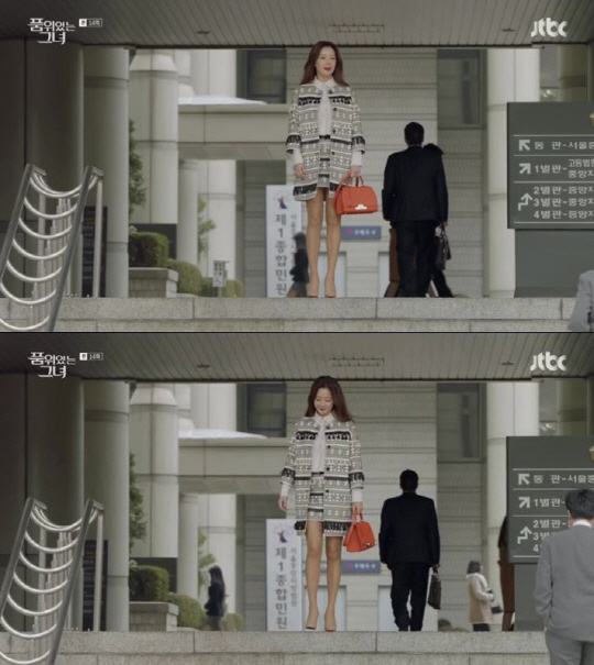 품위녀 김희선, 우아진룩으로 존재감 발산