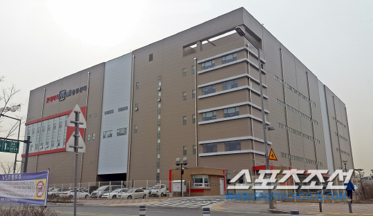 롯데마트몰, 30일까지 완벽한 콜드 체인 시스템 김포 물류센터 통해 신선식품 할인 행사