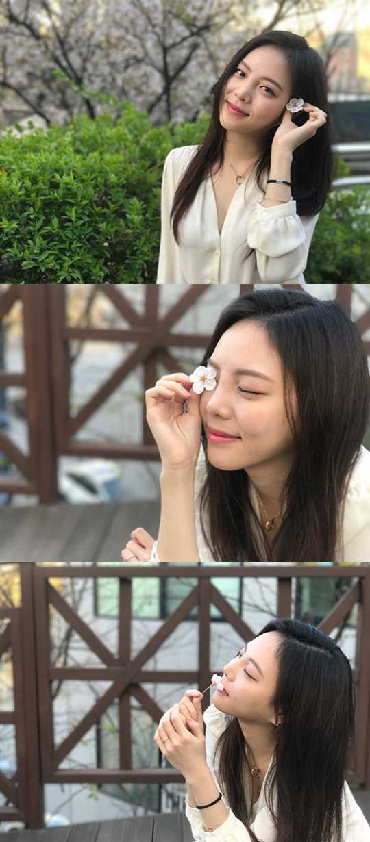 꽃보다 열음…랜선여친 이열음은 벚꽃놀이 중