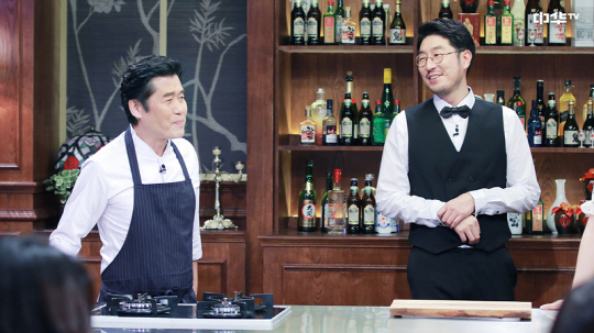 주유천하 이연복, 역대 BEST 요리 재현…차오루 감탄