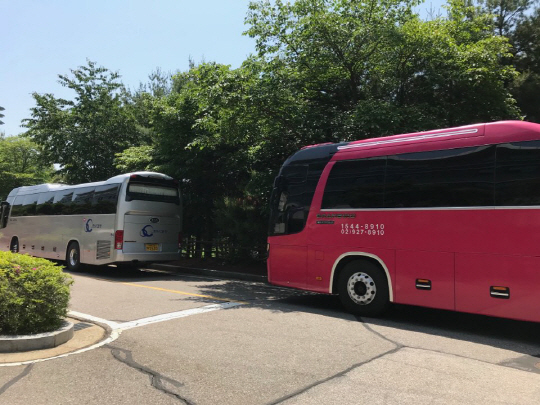 '파주NFC 훈련 마감' 신태용호, 일반 관광버스 타고 KTX역 이동 사연