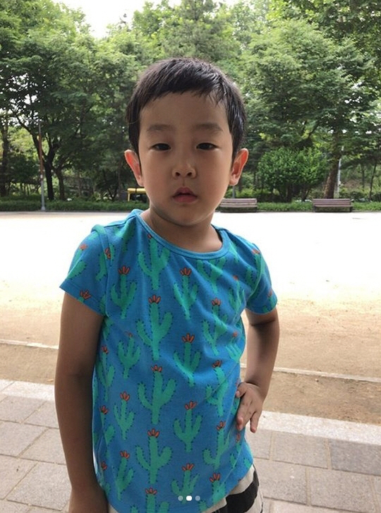 귀요미 쌍둥이…이휘재♥문정원 아들 서언X서준 근황