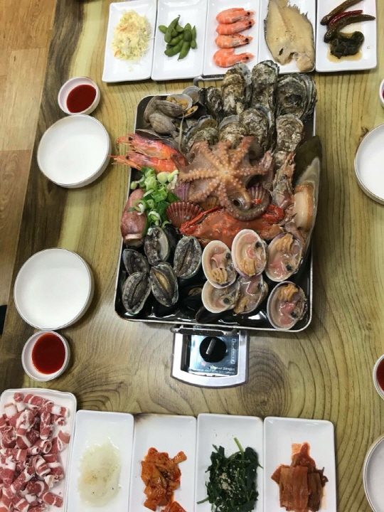 통영 관광을 다닐 때 통영맛집을 찾는다면? 동원해물천국