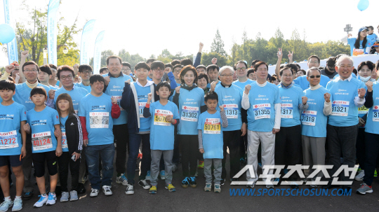 [포토] 장애인과 비장애인이 함께하는 2018 슈퍼블루마라톤