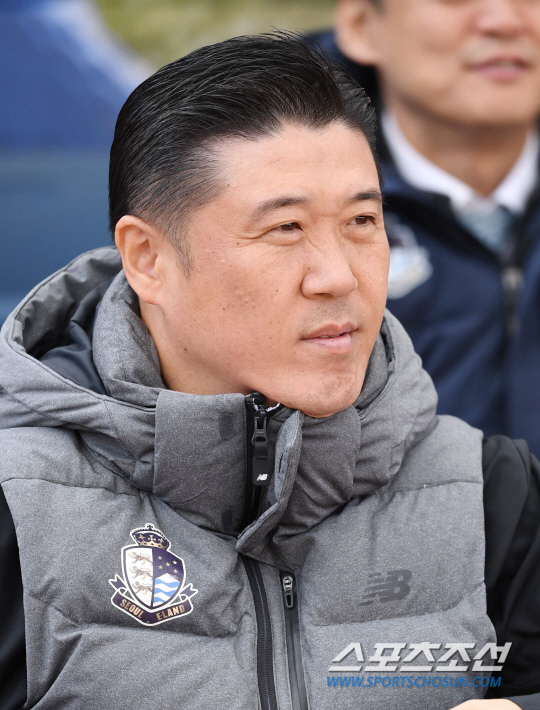[포토] 서울 이랜드 FC 인창수 감독 1위팀과의 싸움