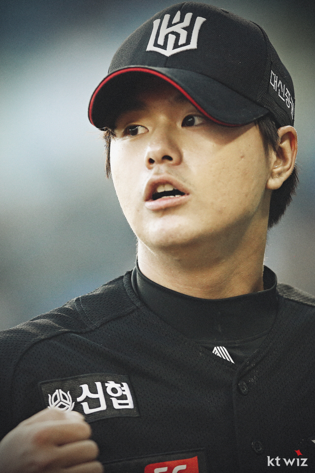 [SC현장리뷰]김 민 2승+유한준 결승 적시타 KT 2연승, KIA 4연패 수렁