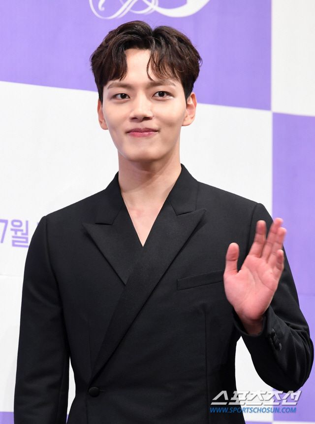 호텔 델루나 이지은 여진구 출연에 든든+부담…복덩이 같은 배우