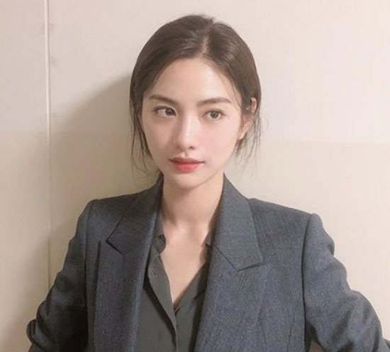 기억할게요. 바이 나나, 저스티스를 떠나보내며 뭉클