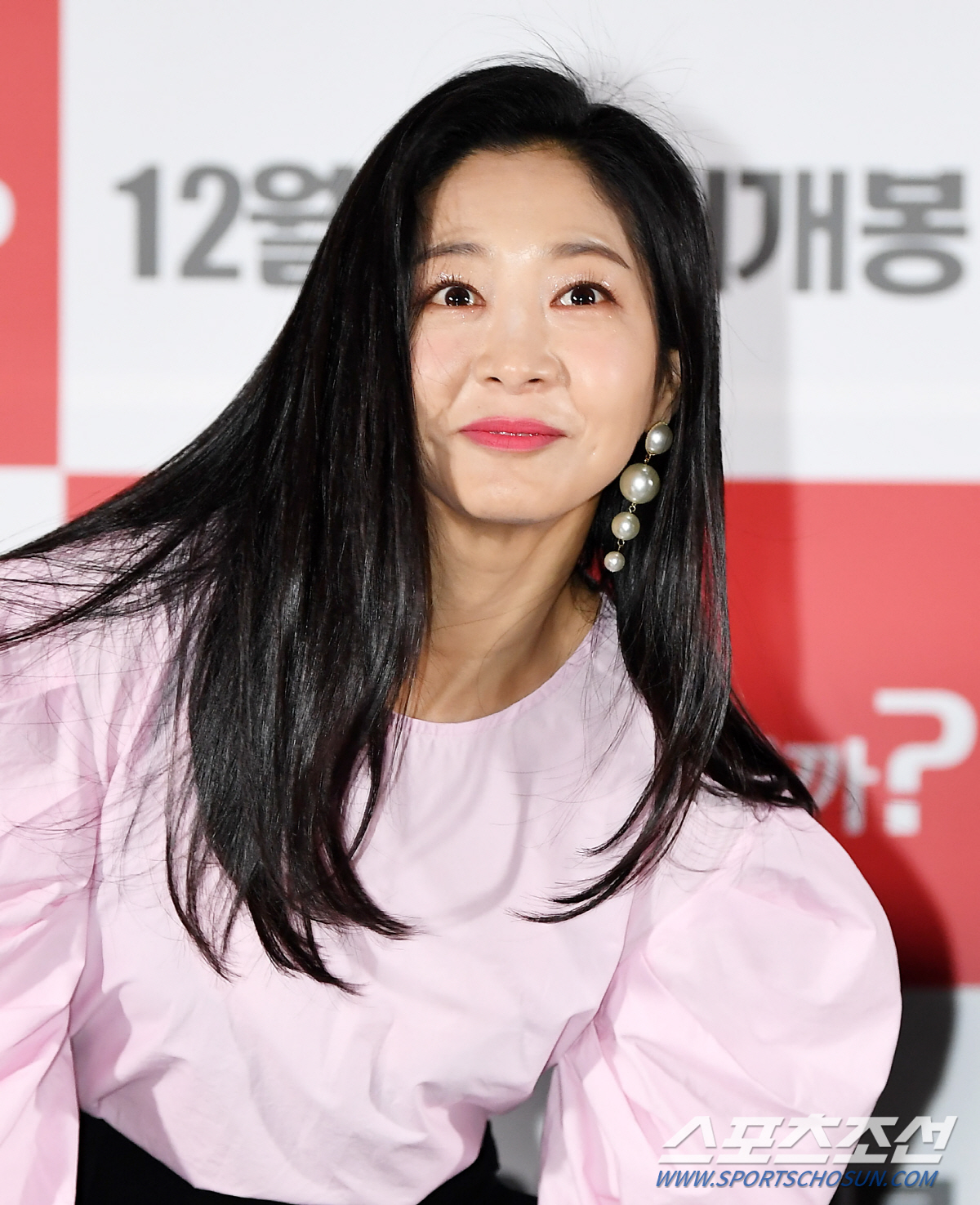 [포토] 이나라, 호기심 많은 눈빛