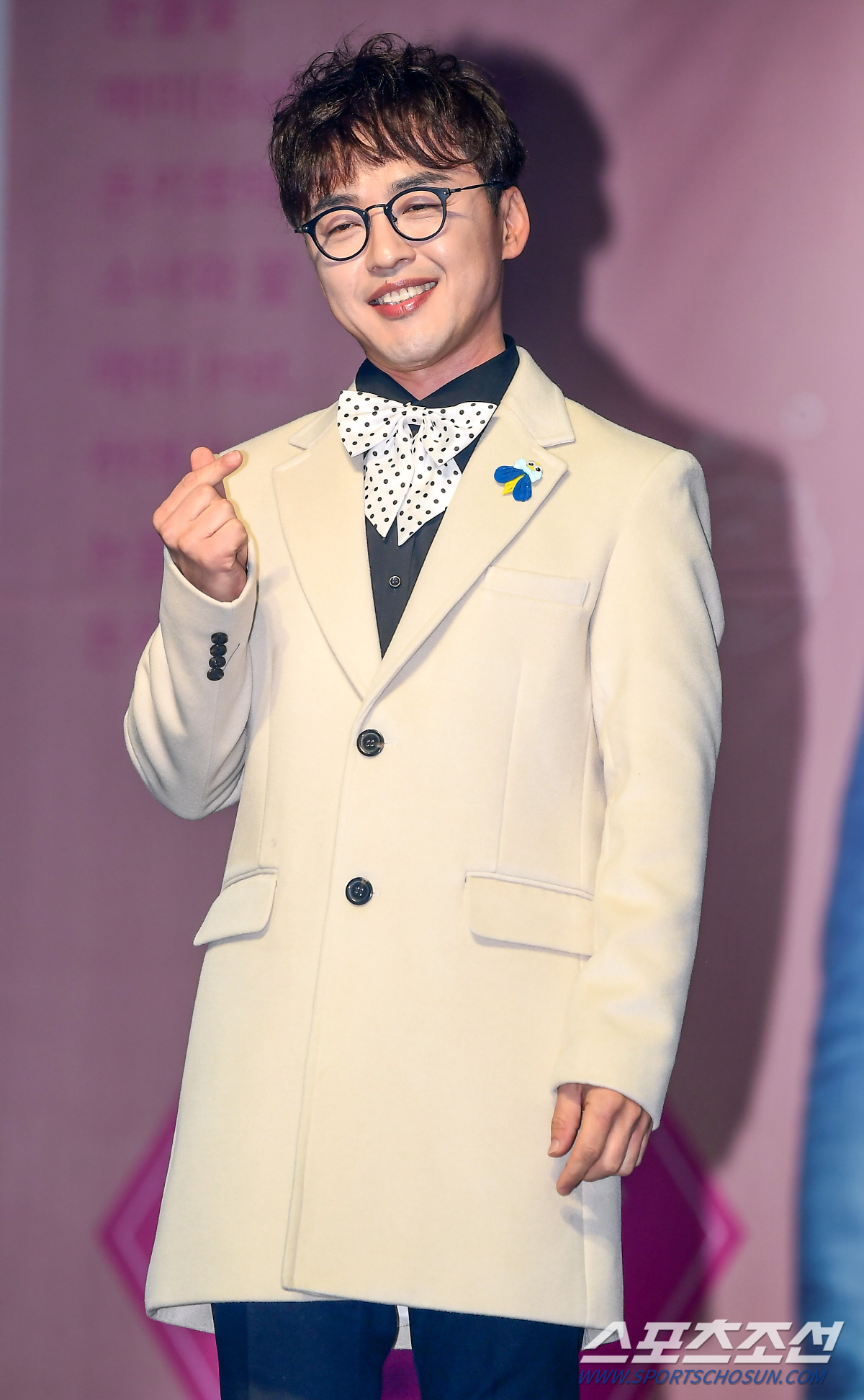 [포토] 성국, 하트