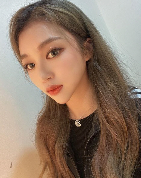 [종합] 다빈 경비원 폭행 가해자, 매니저 시절 갑질·협박→더유닛 다율 불똥